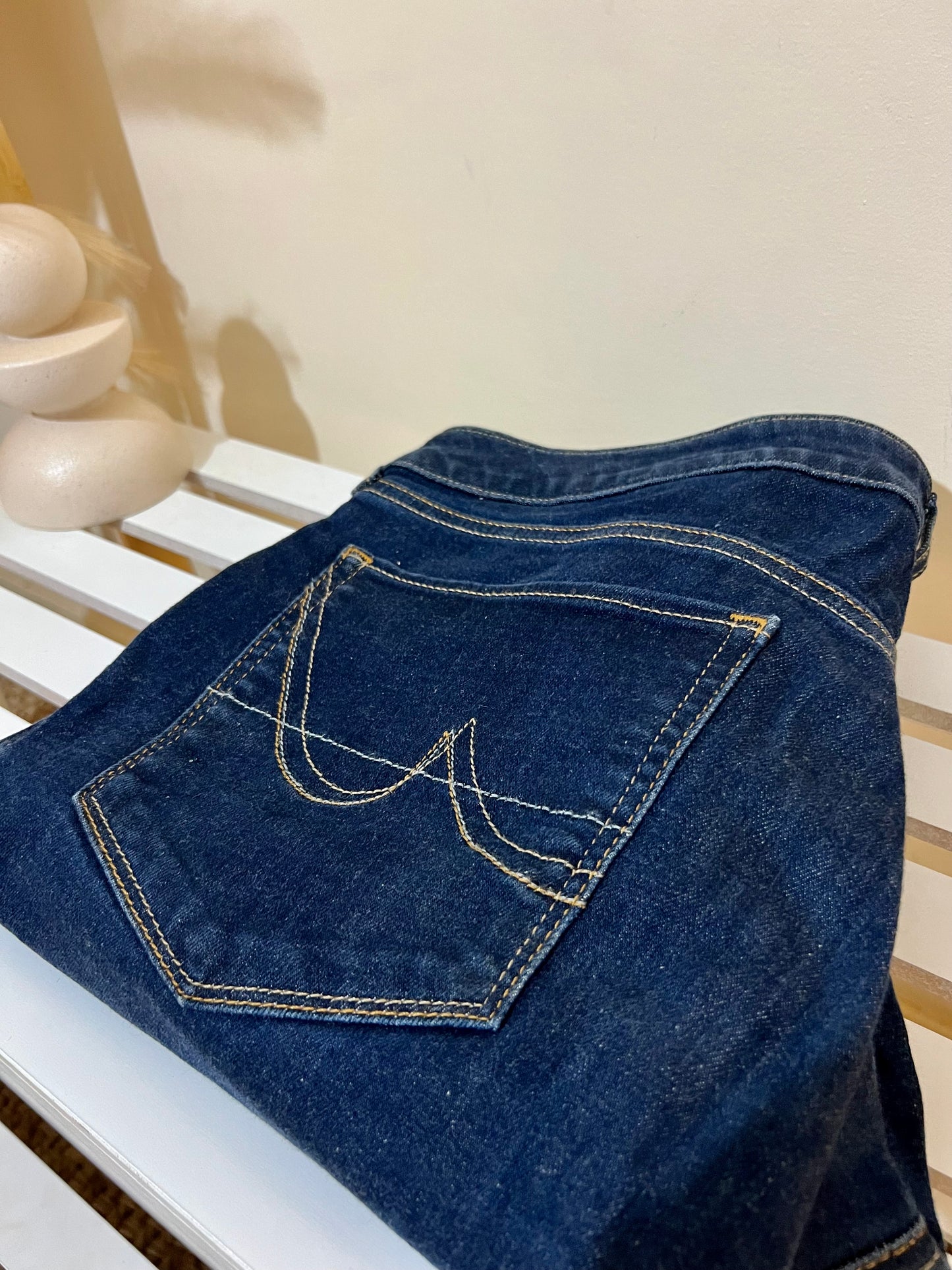 ARIAT (33R)