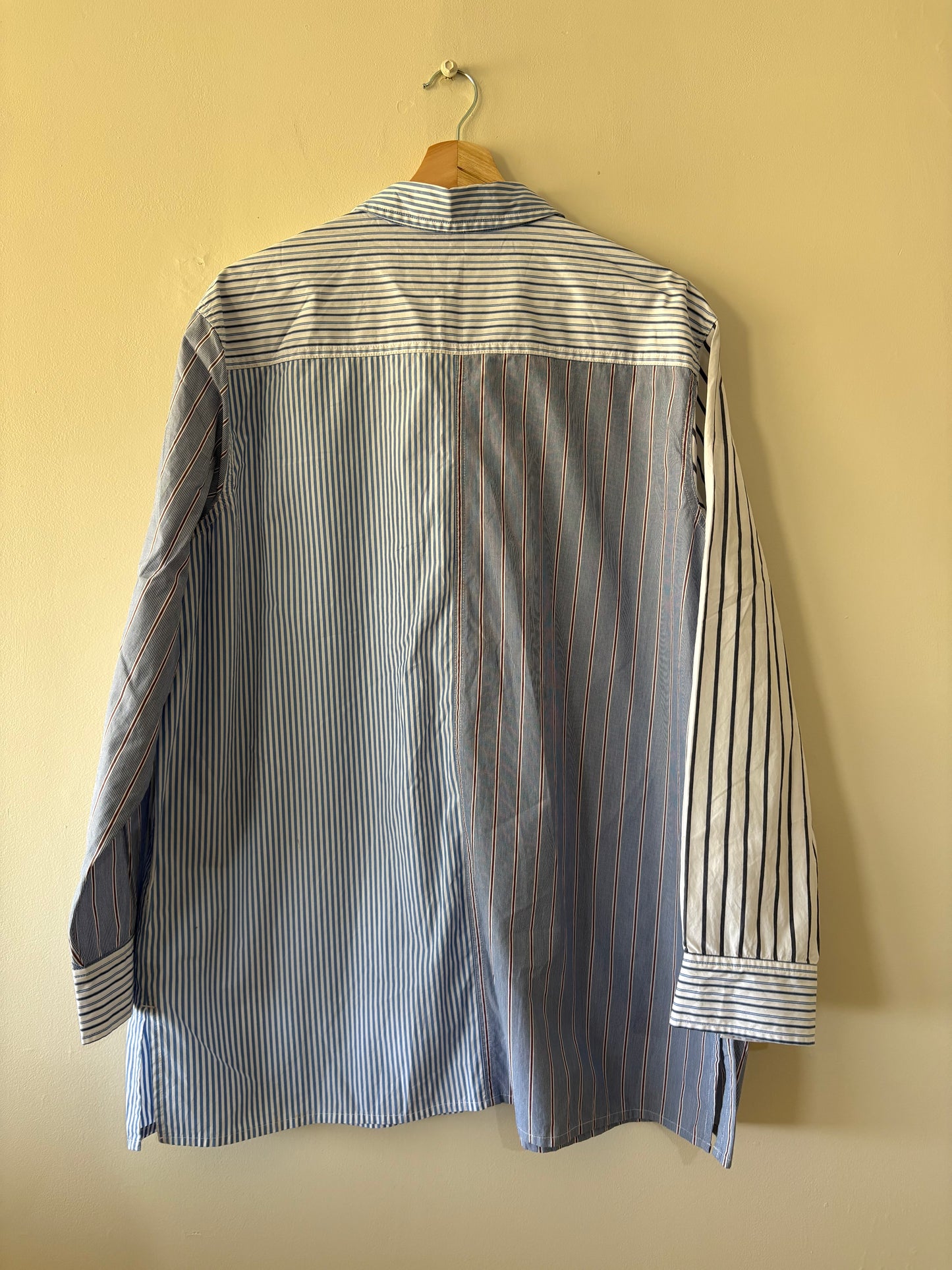 SHIRT (XL)