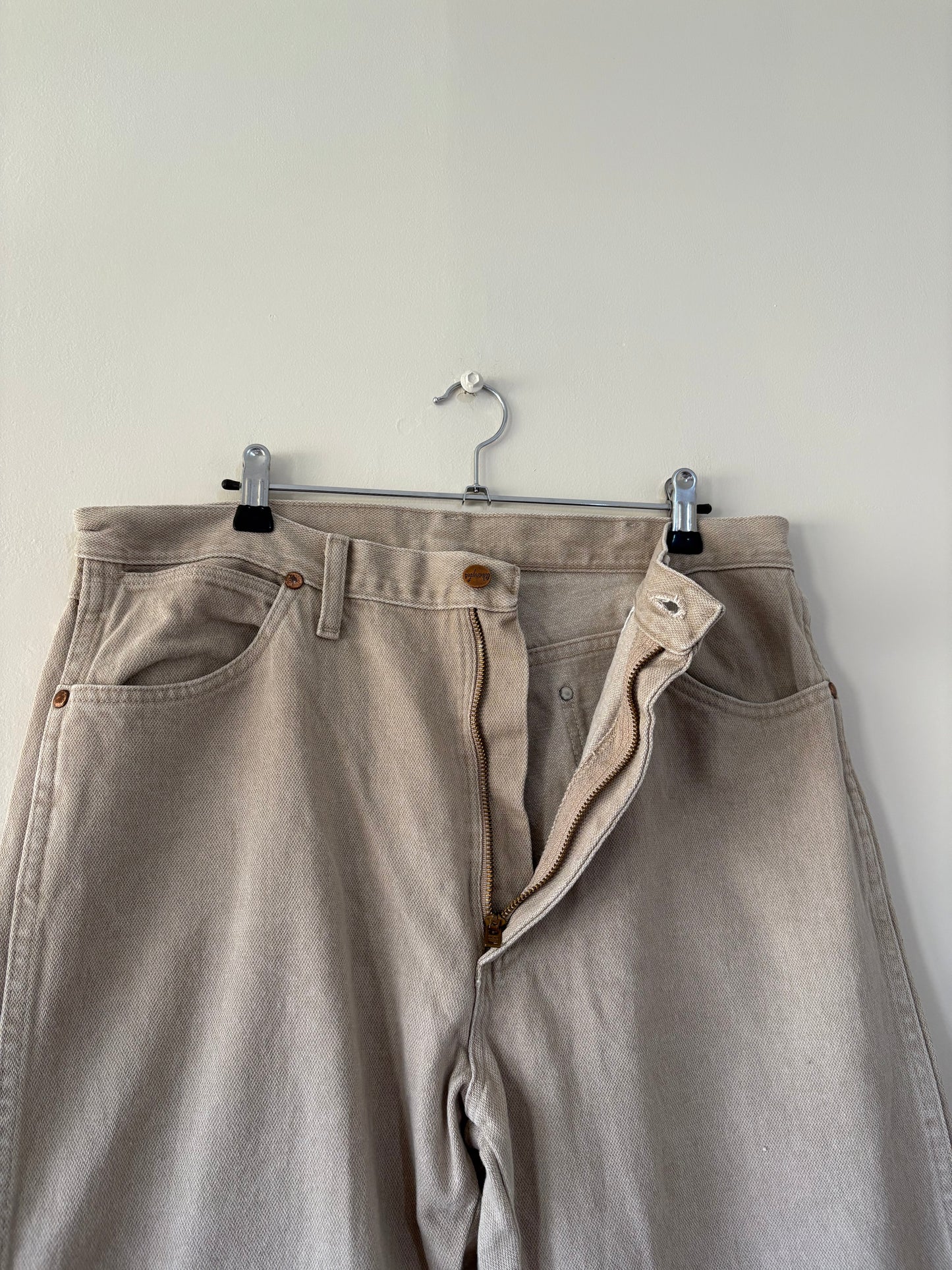 WRANGLER (35x36)