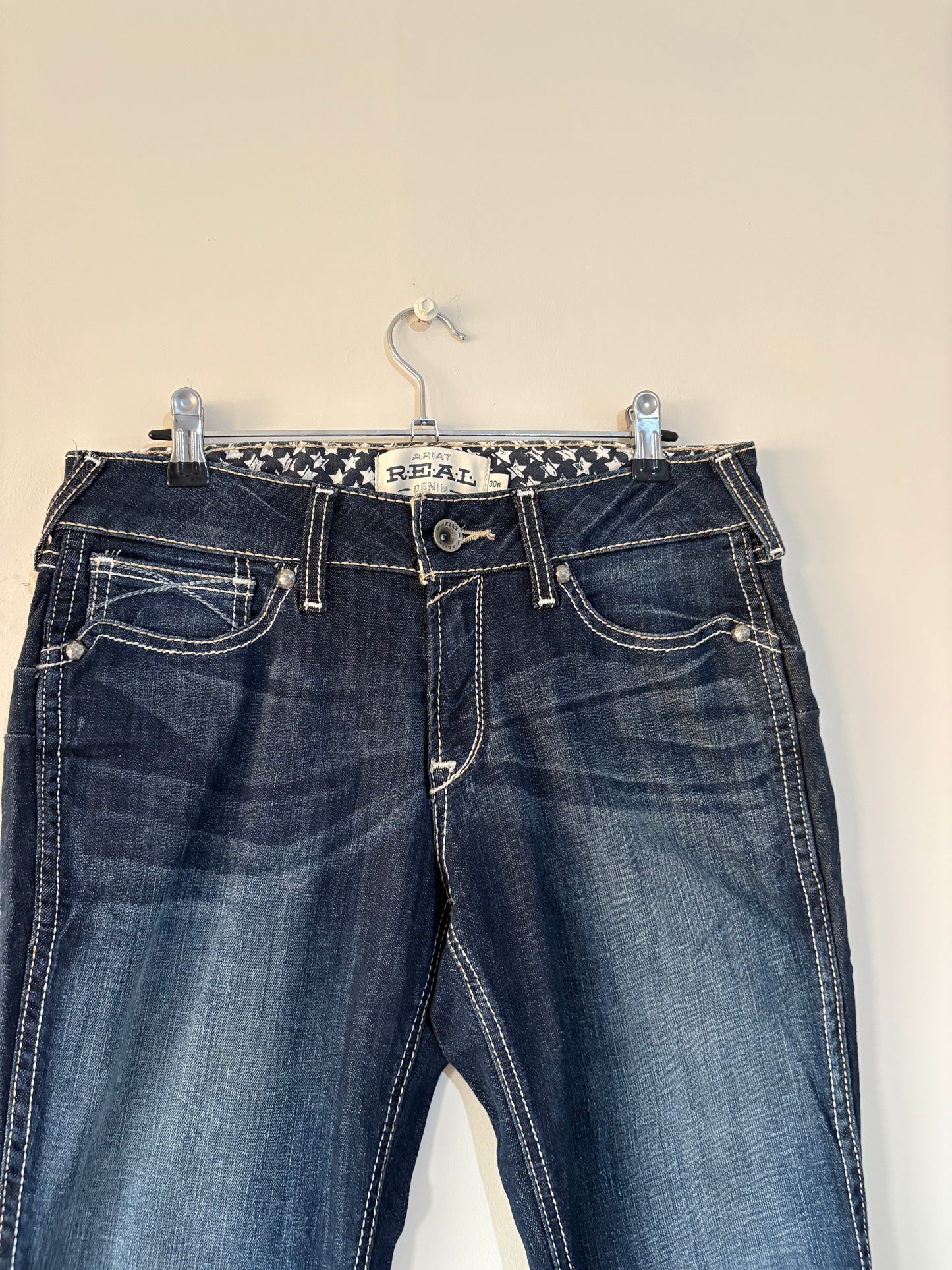 ARIAT (30R)