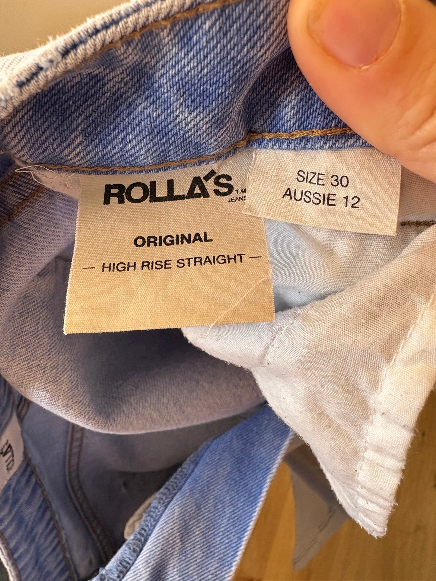 ROLLAS (12)