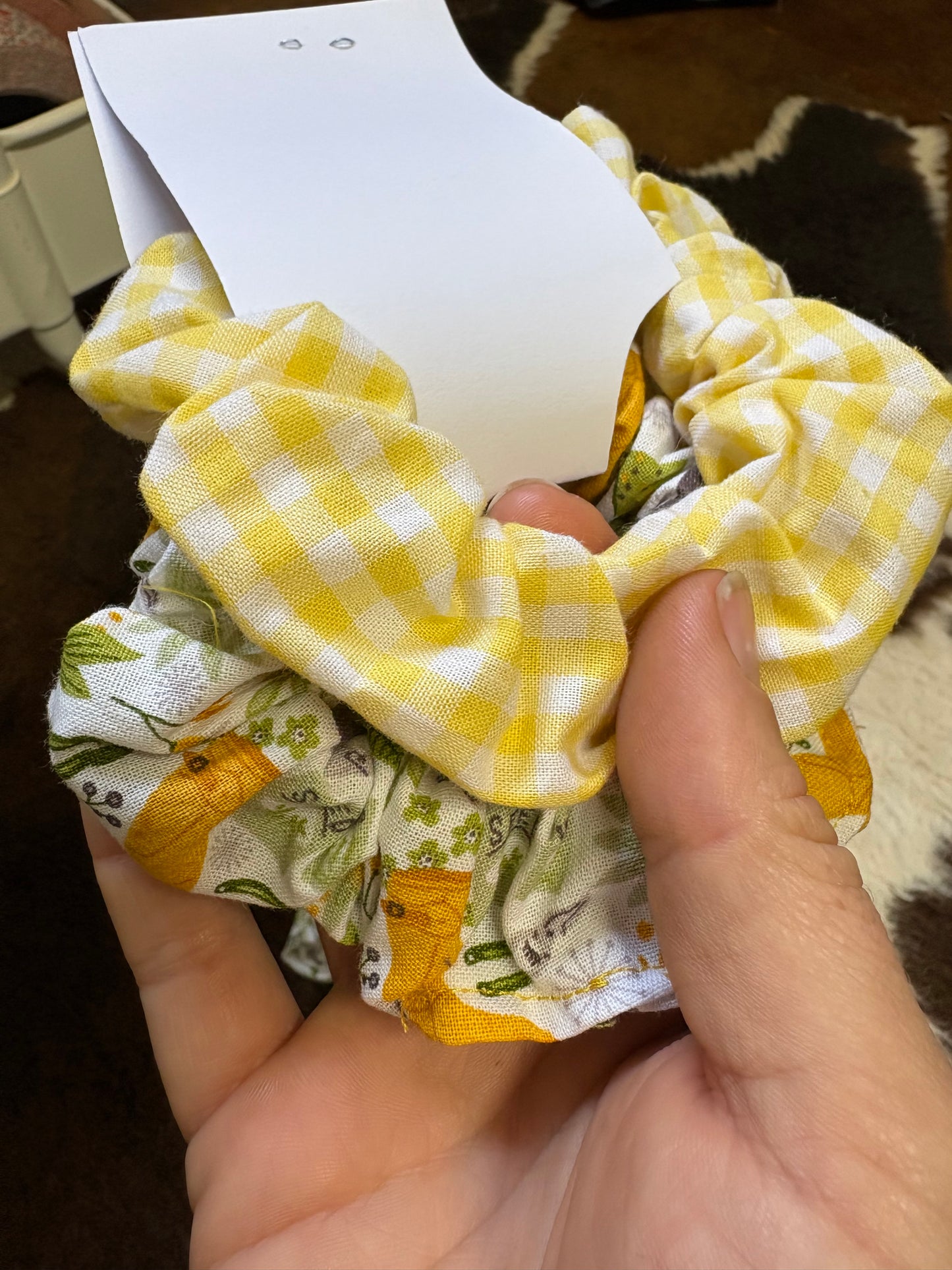 SCRUNCHIE