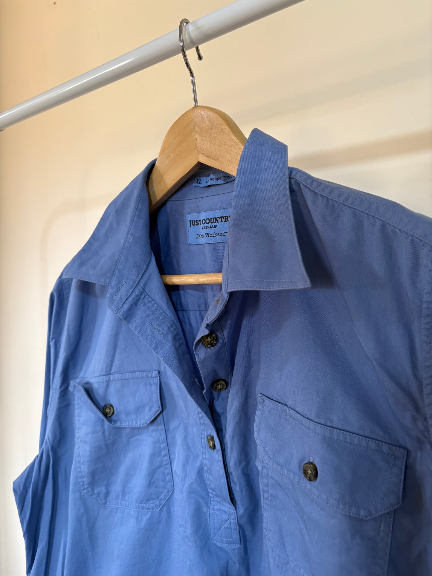 JUST COUNTRY (XL)
