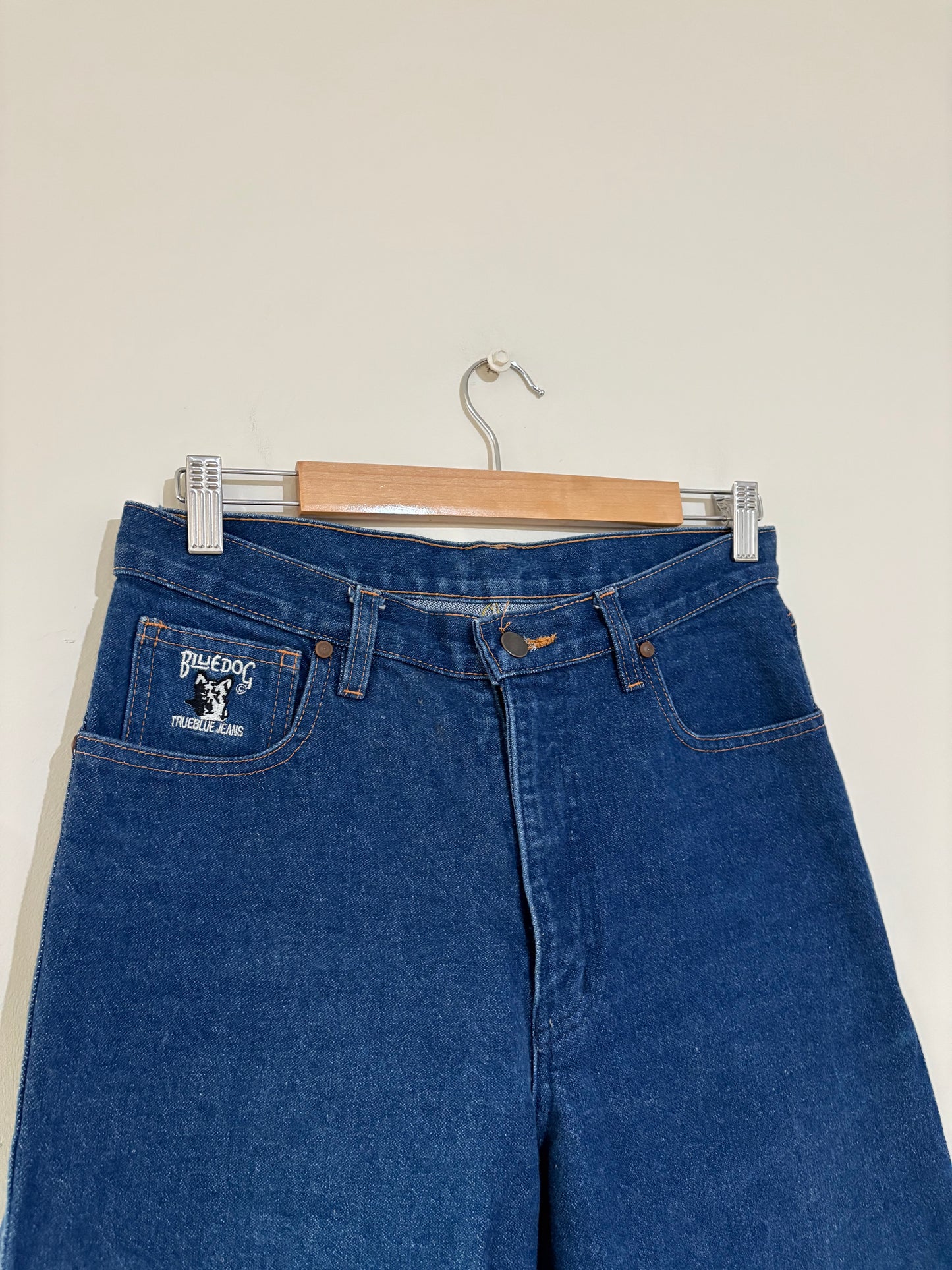 BLUE DOG (11x34)