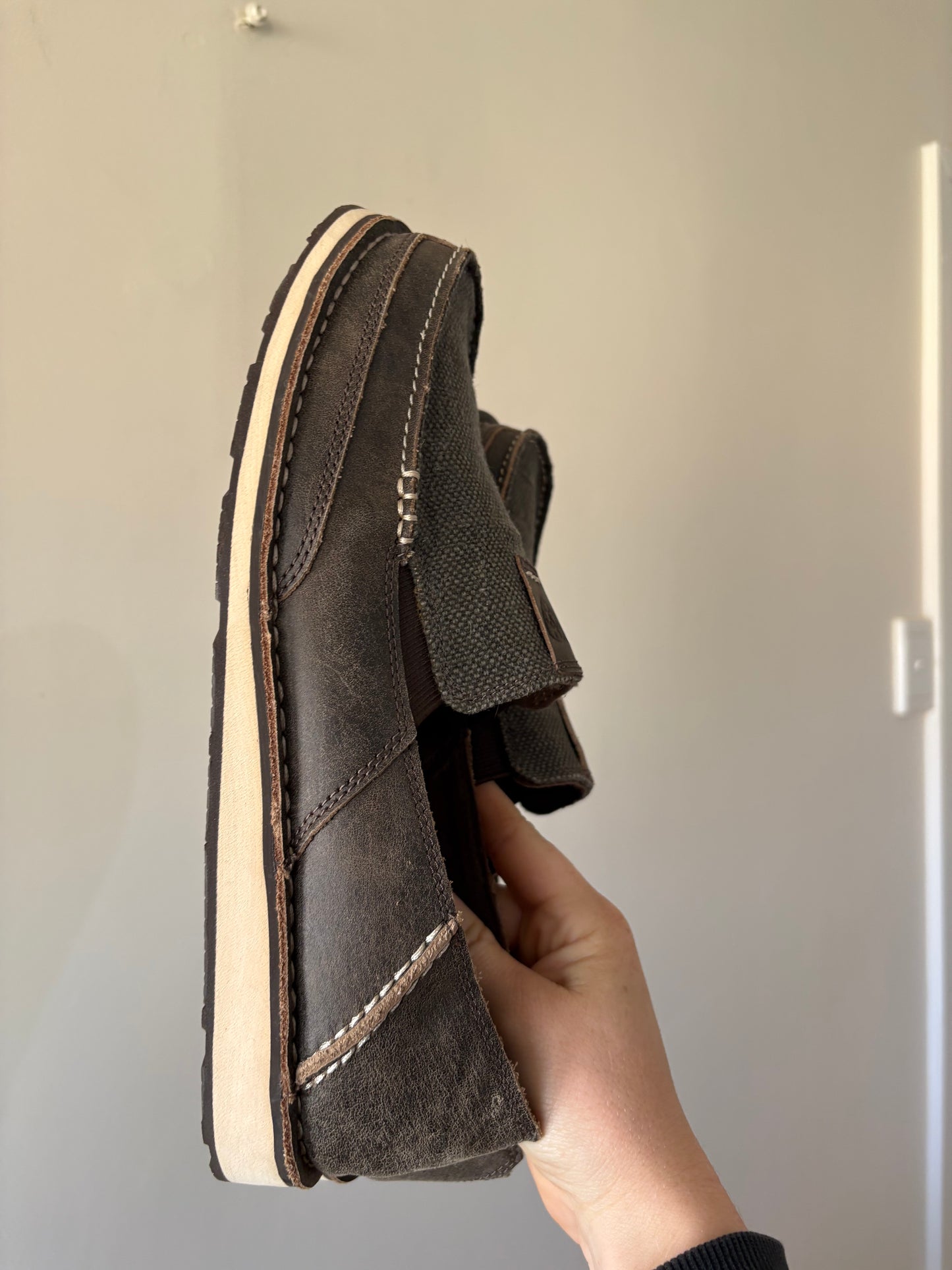ARIAT (10.5EE)