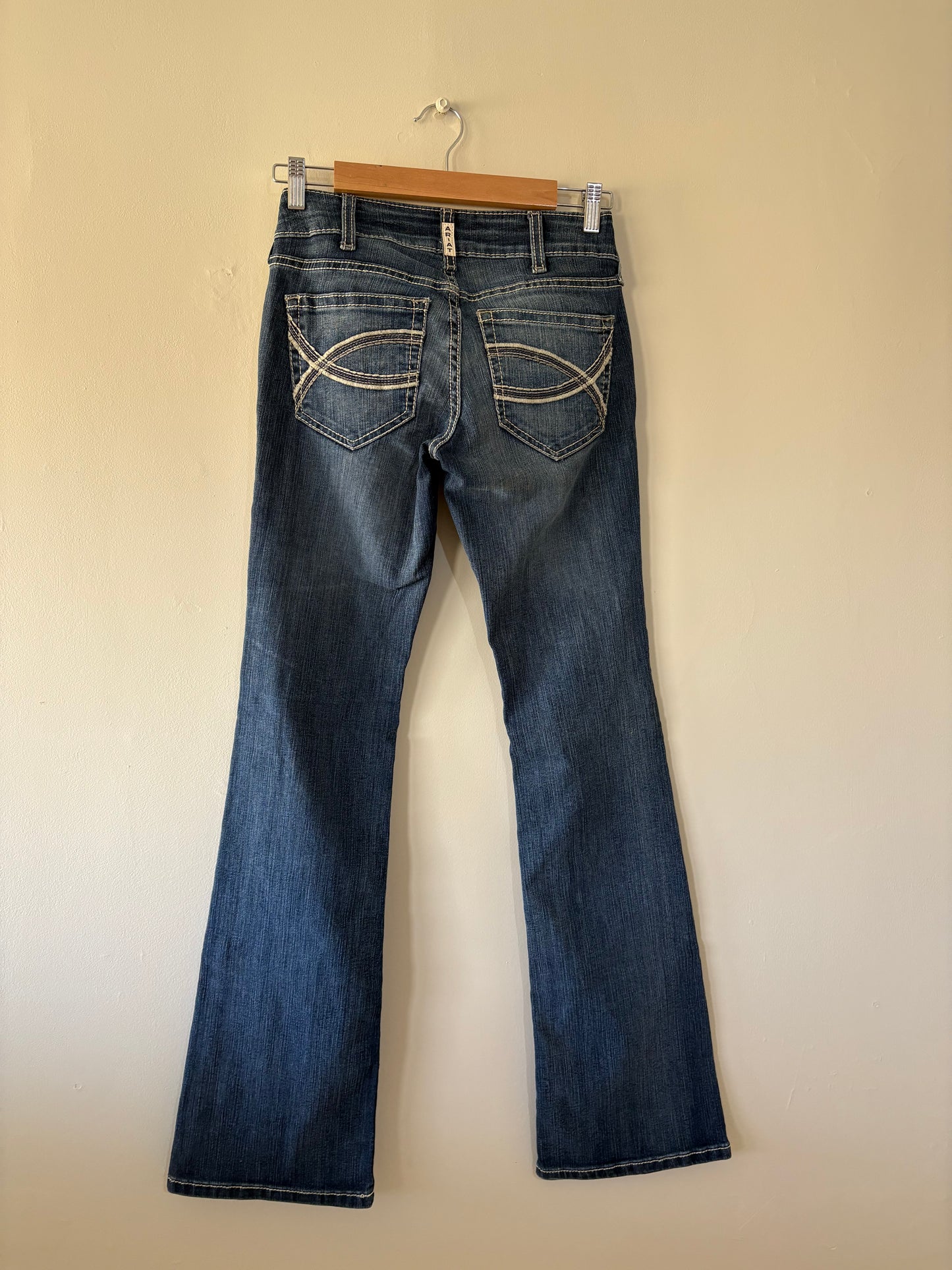 ARIAT (25R)