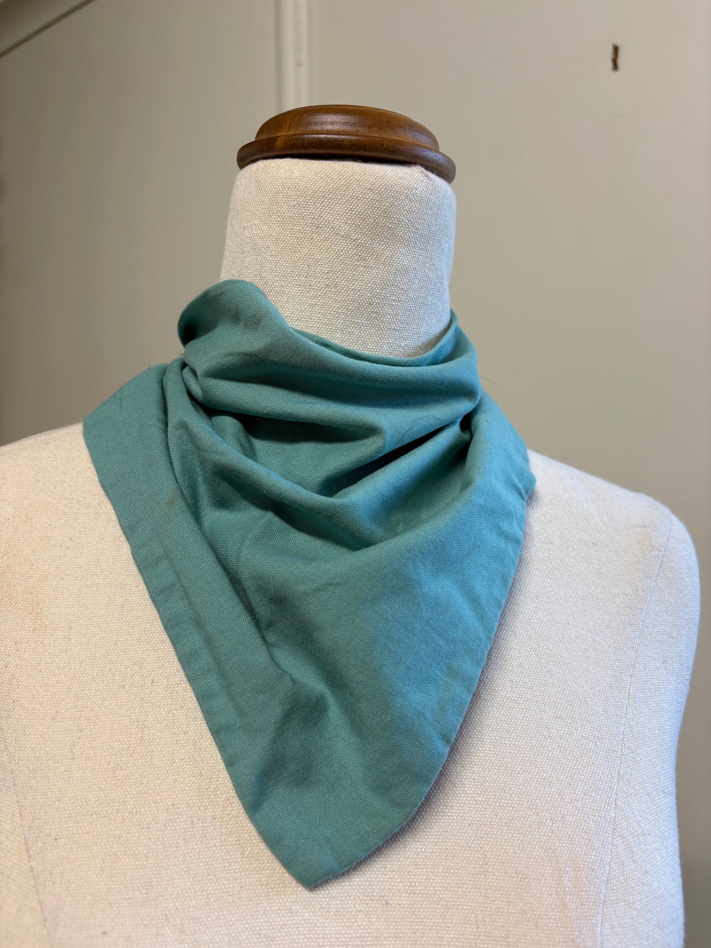 NECK SCARF