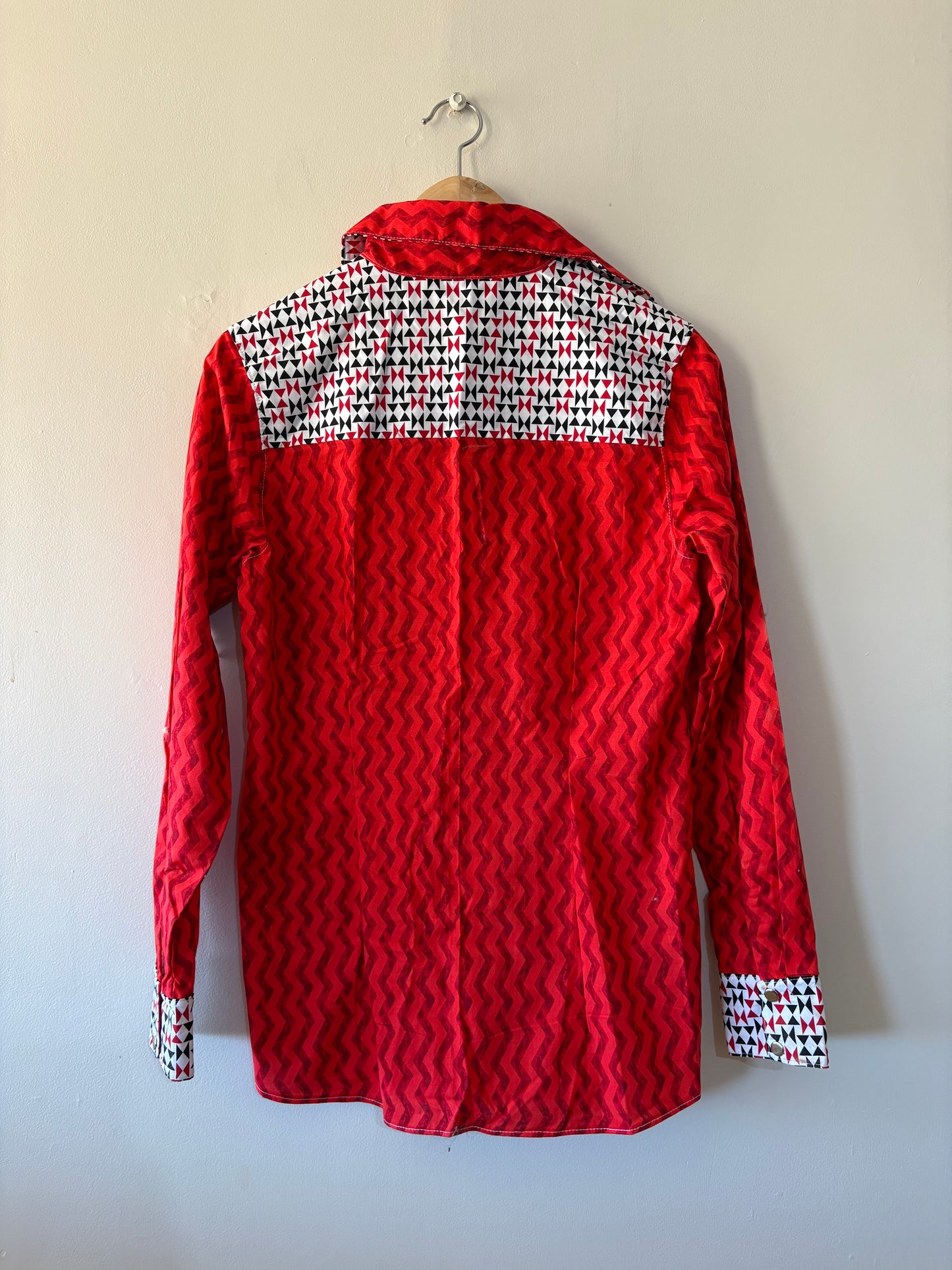 BACK SHED SHIRT (S)