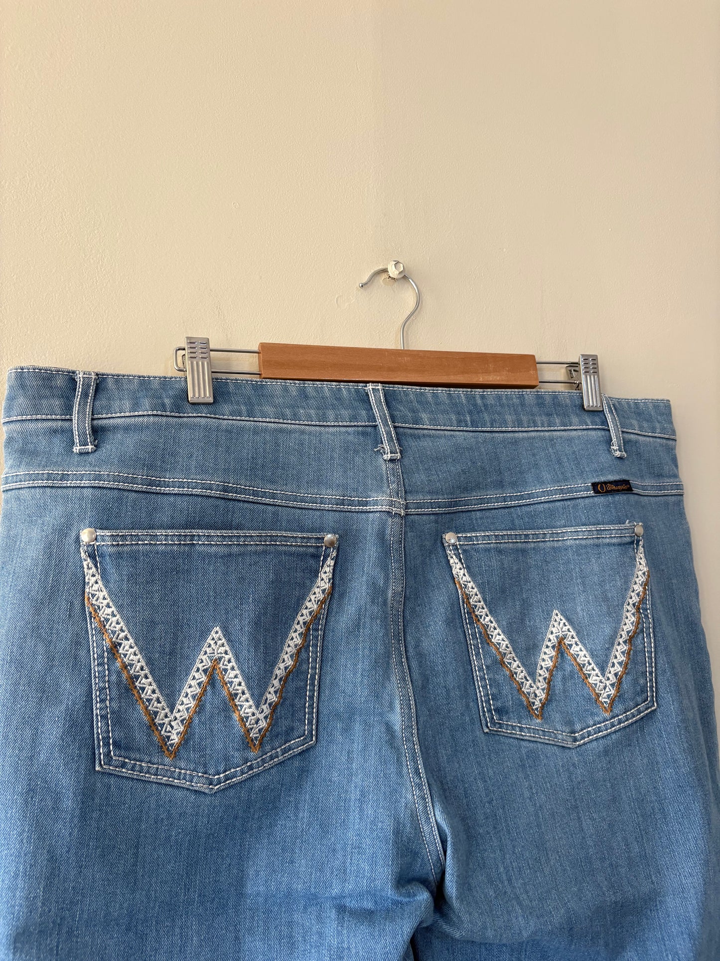 WRANGLER (15)