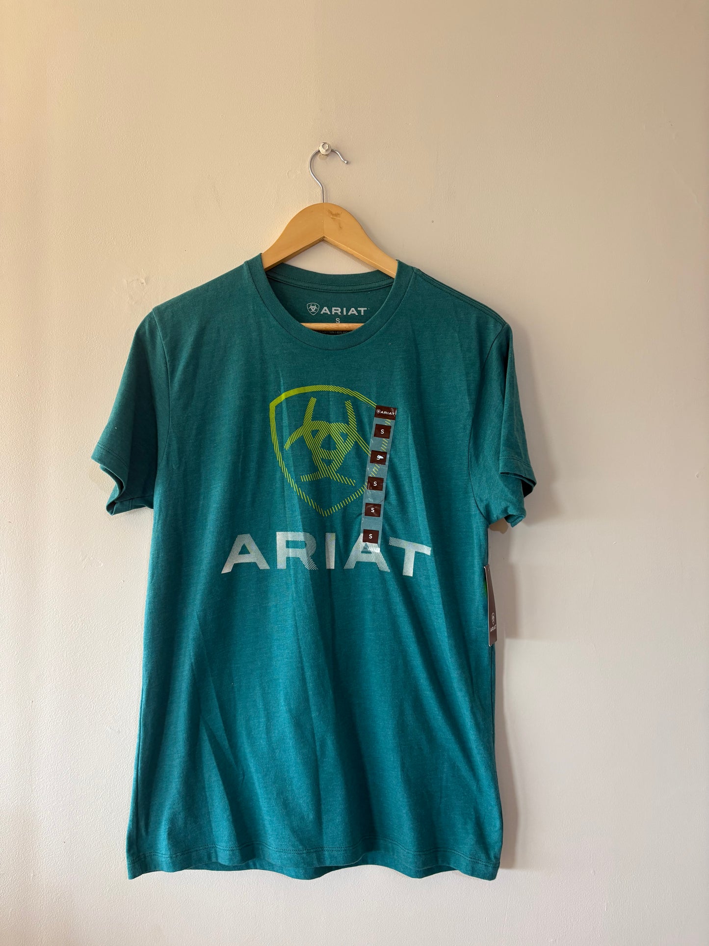 ARIAT (S)