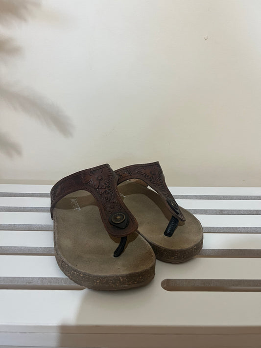 ROPER SANDALS (6)