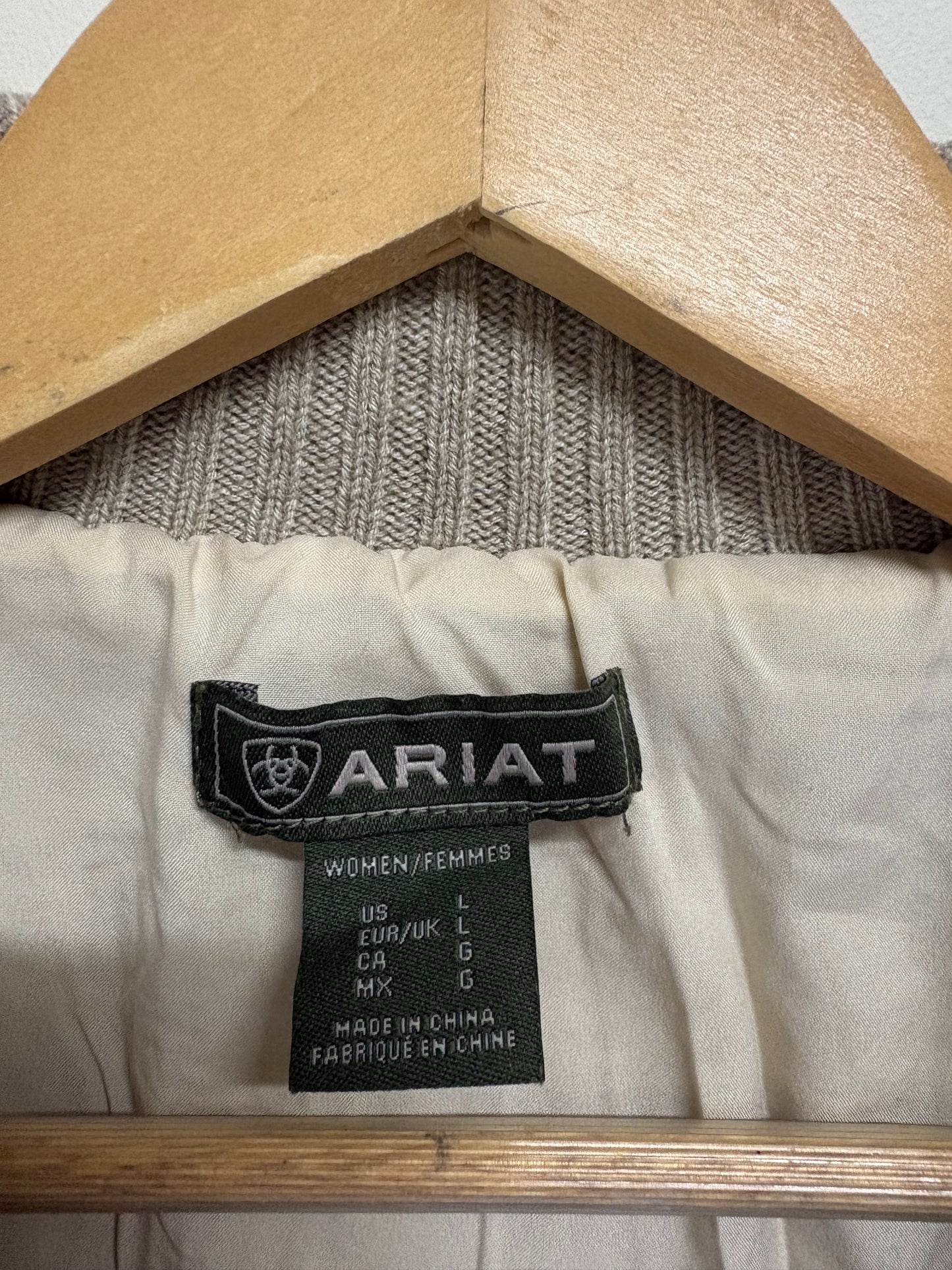 ARIAT (L)