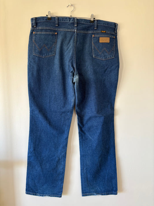 WRANGLER (42x32)