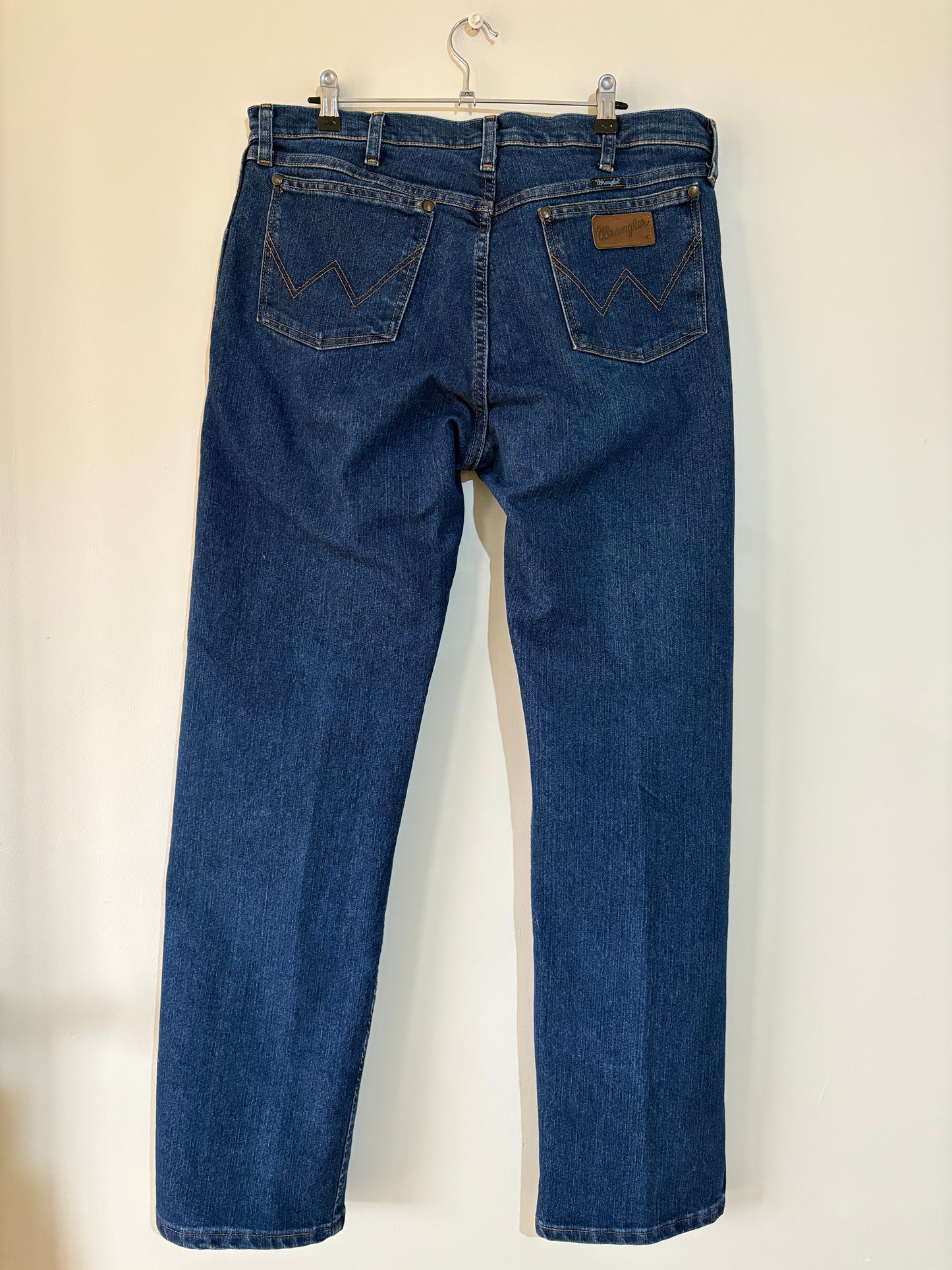 WRANGLER (34x34)