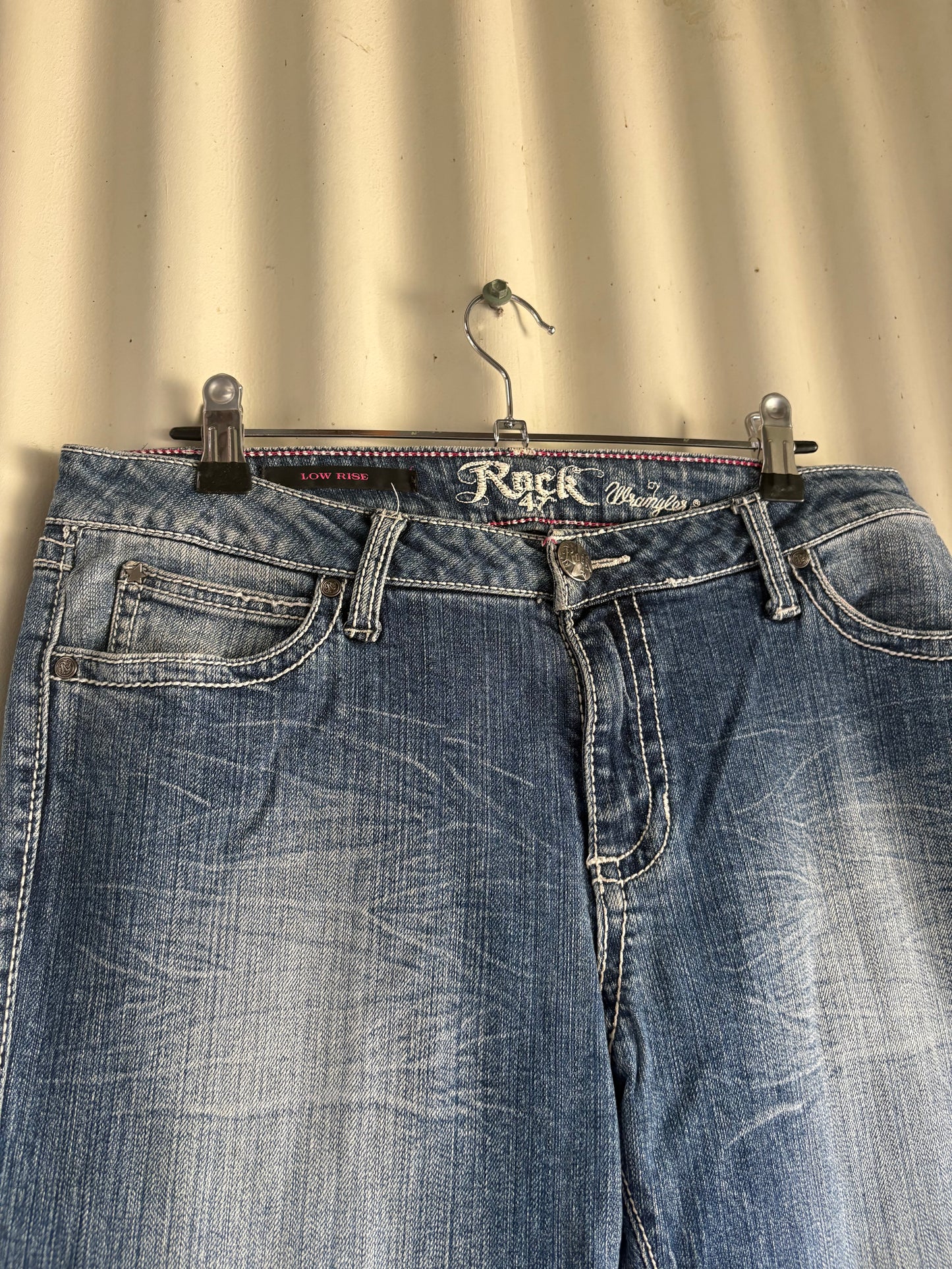 WRANGLER (9/10x32)