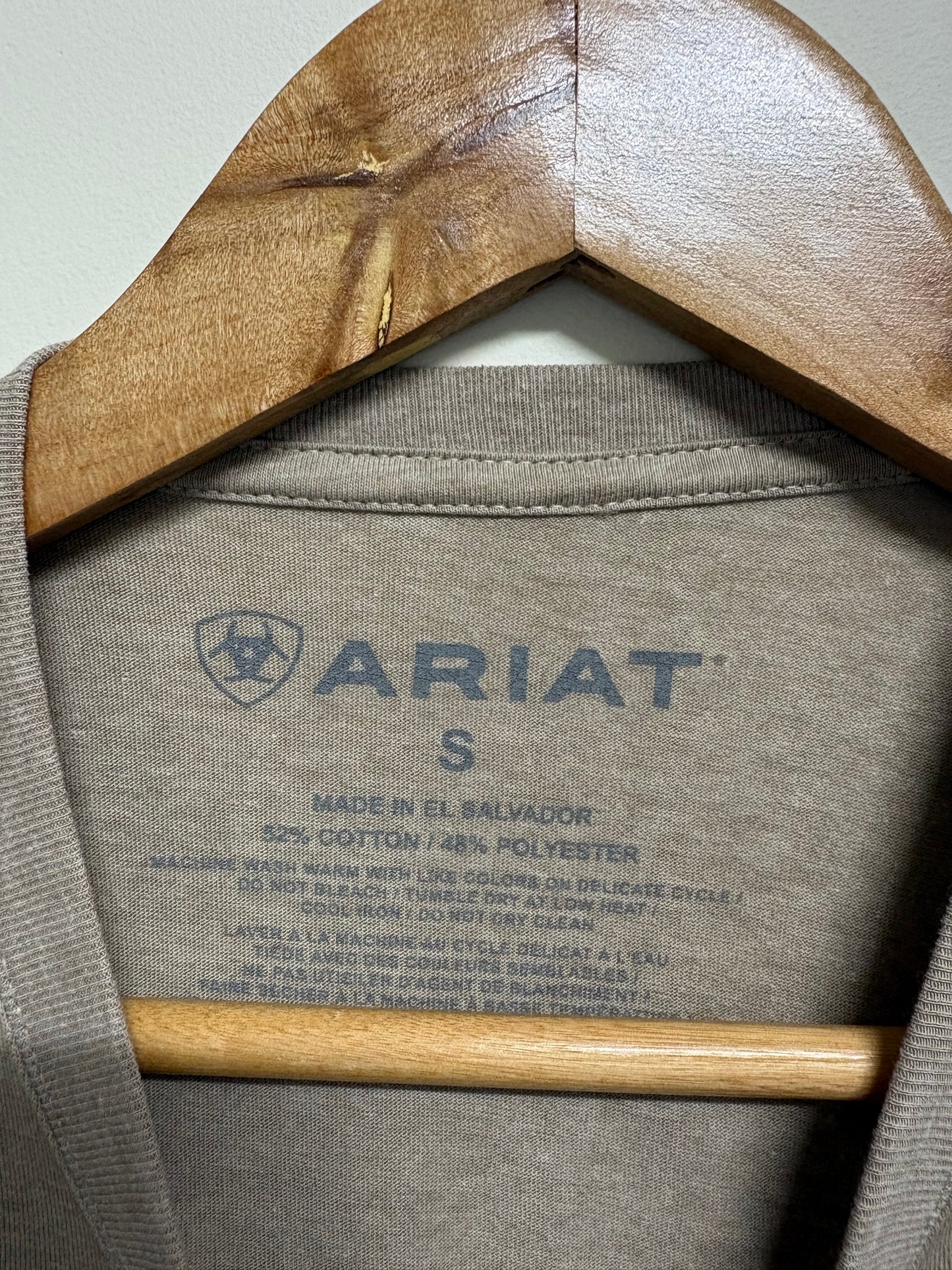 ARIAT (S)