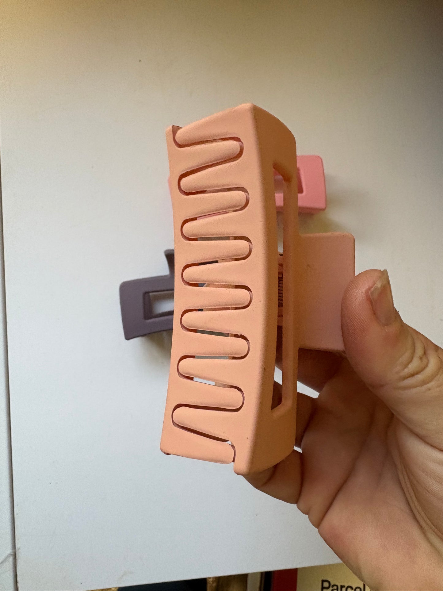 CLAW CLIPS