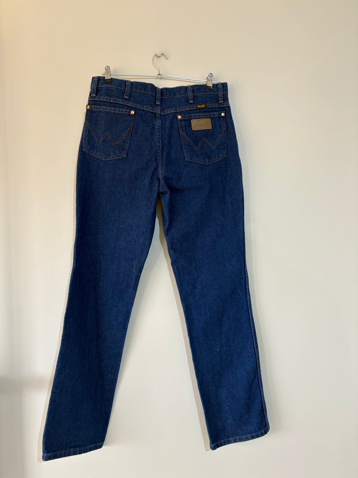 WRANGLER (34x32)