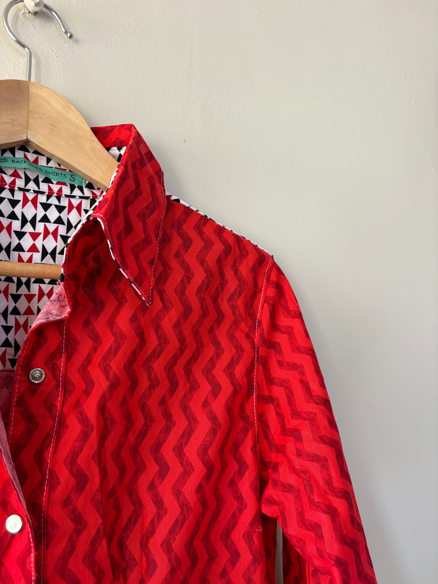 BACK SHED SHIRT (S)