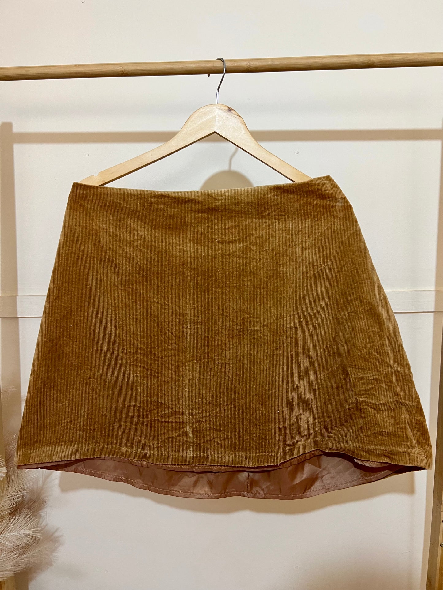 SHOWPO SKIRT (20)