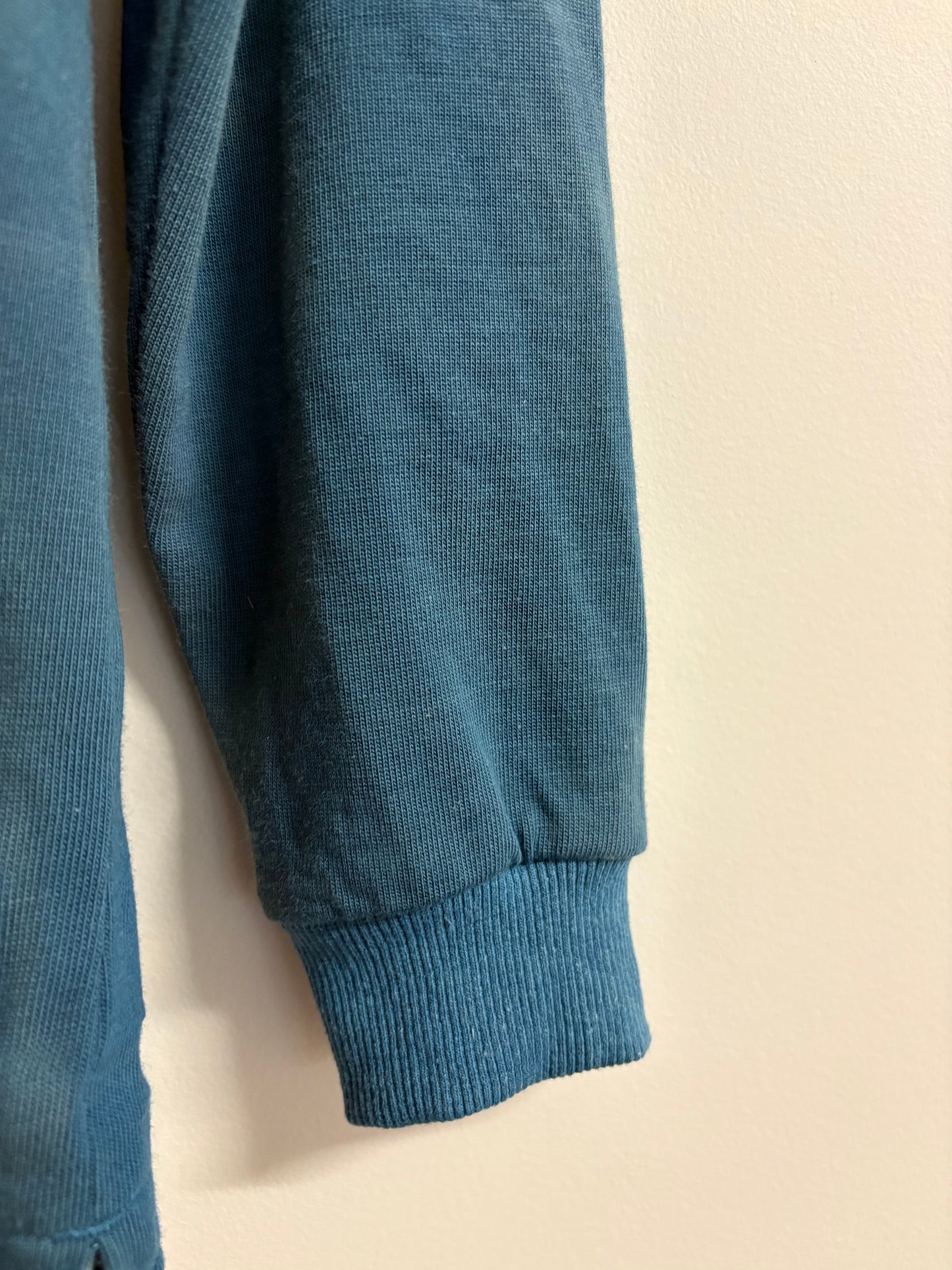 COUNTRY MILE (XS)