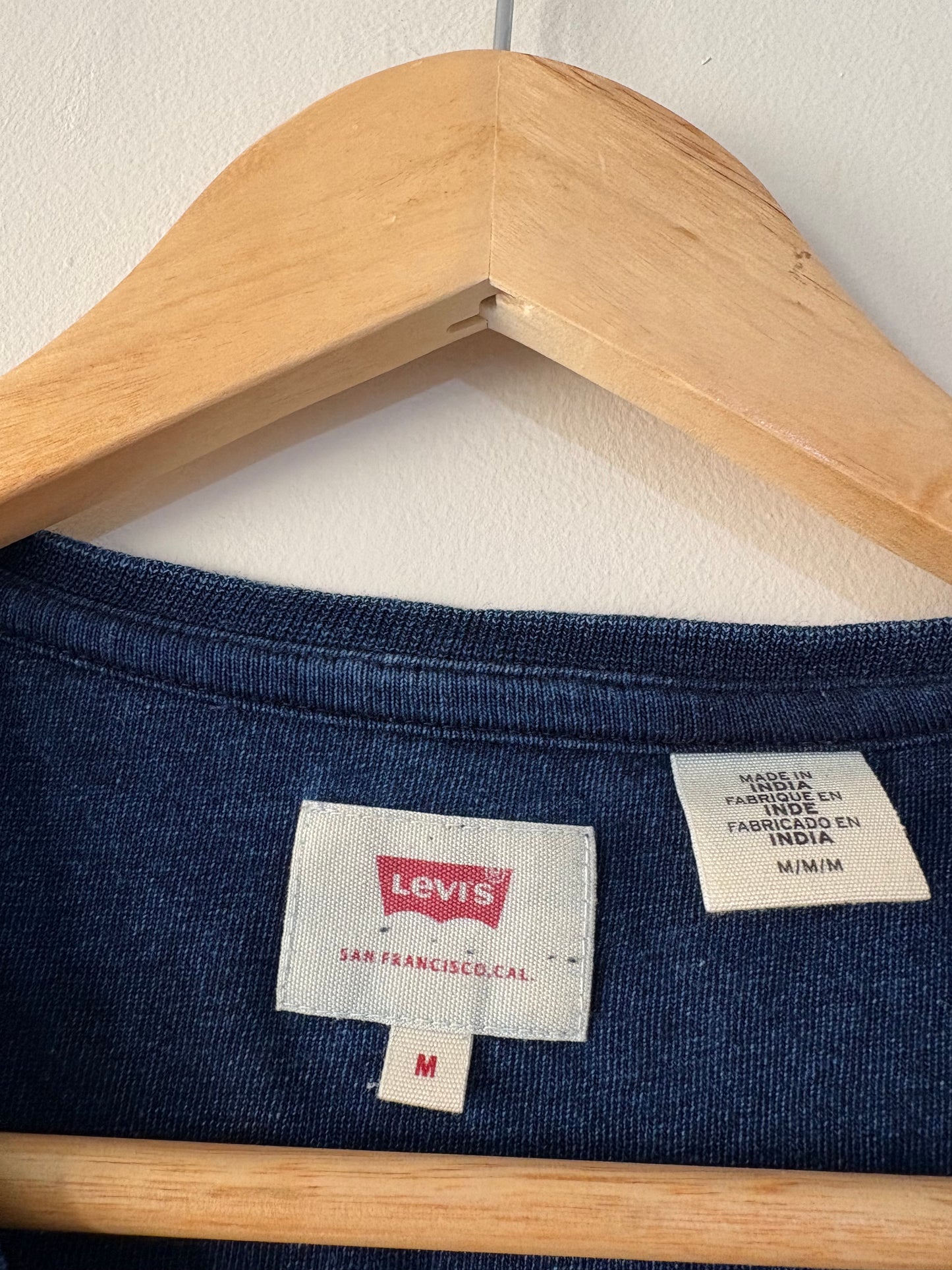 LEVIS (M)
