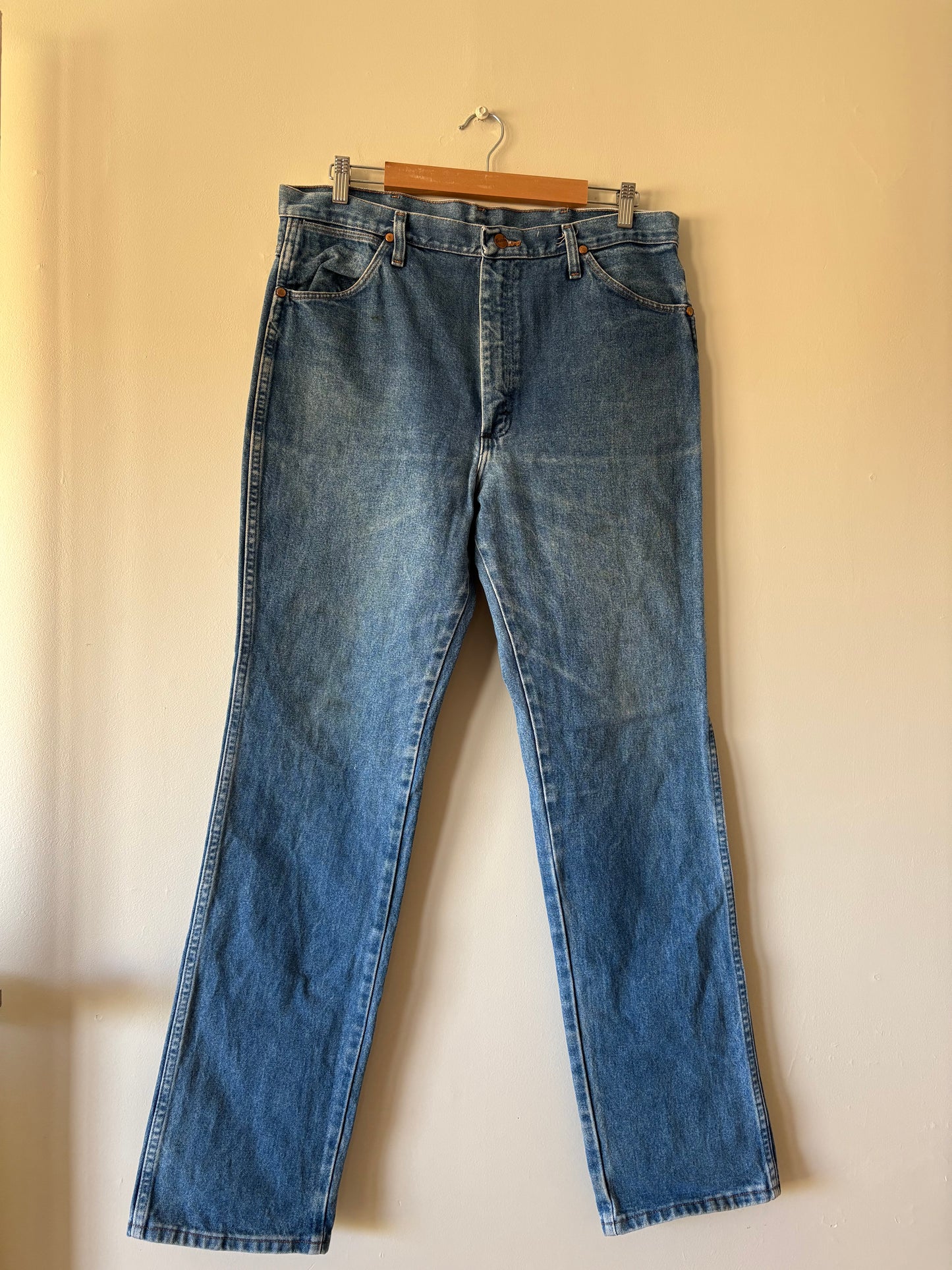 WRANGLER (36x34)