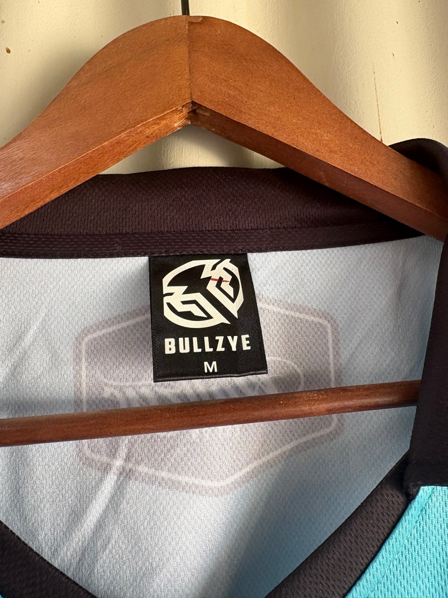 BULLZYE (M)